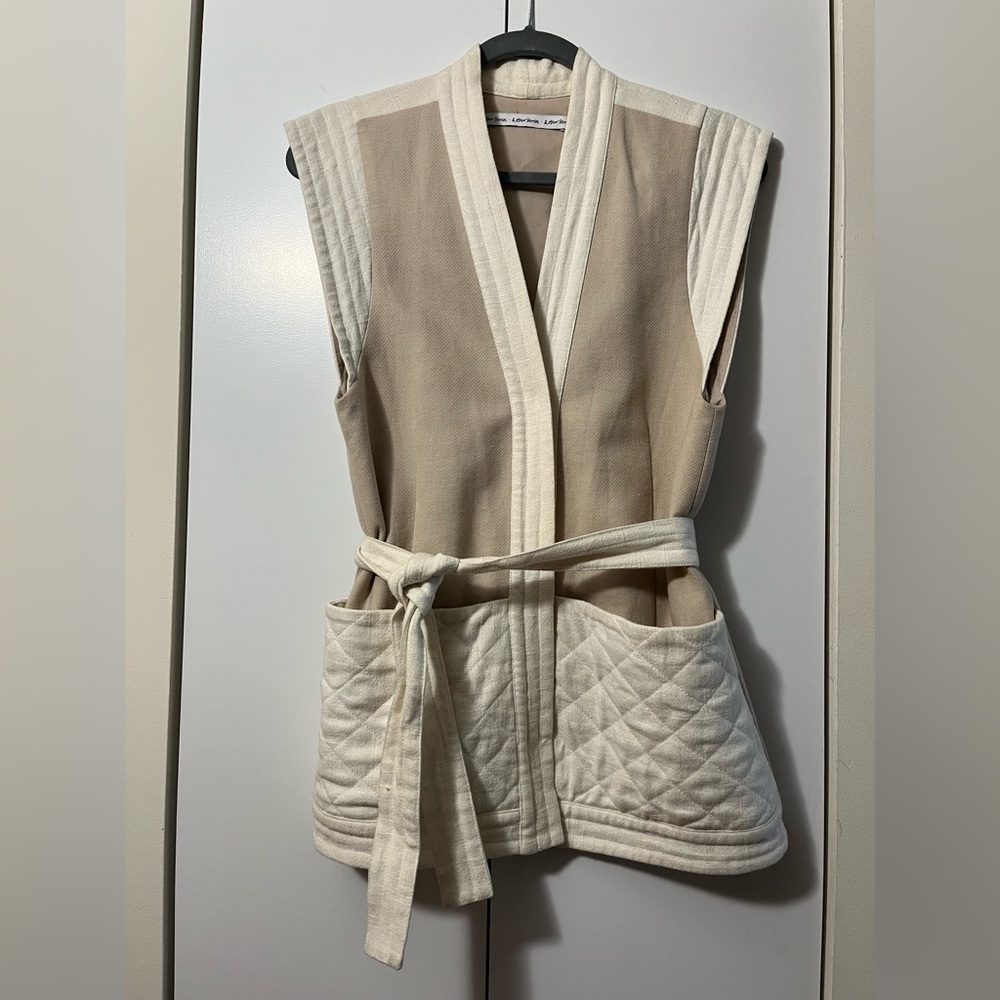 & Other Stories tan and beige vest - size 4/ small - great condition